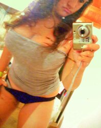 The chicks and the mirror