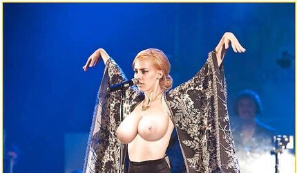 Alina Sueggeler alias Frida Gold Fakes