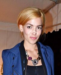 Alina Sueggeler alias Frida Gold Fakes
