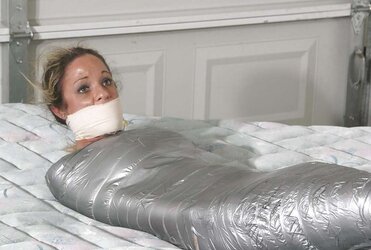 Gauze mummification