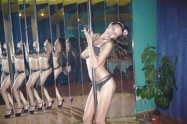 Russian gals partying