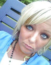 Teenager selfpics