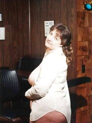 Gimp-Cockslut Lois