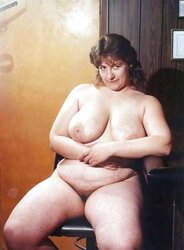Gimp-Cockslut Lois