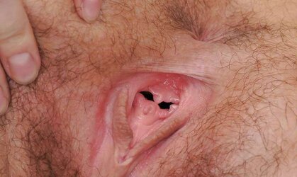 BUCETAS PELUDAS = fur covered cooch CLOSE