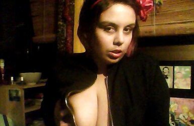 Gorgeous PLUMPER zPlump Stunner