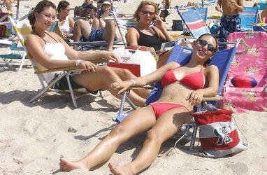 Swimsuit cameltoe poon