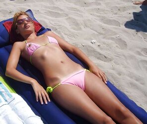Swimsuit cameltoe poon