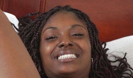 BLACK SWEETIE - DONISHA