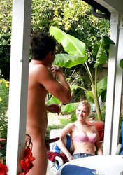 How we should recieve girls at home (CFNM)