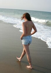 Gorgeous teen nude