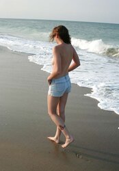 Gorgeous teen nude