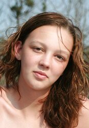 Gorgeous teen nude