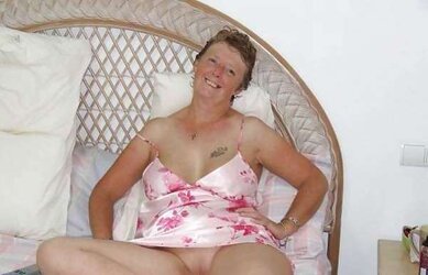 G I L F Whore