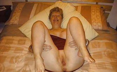 G I L F Whore