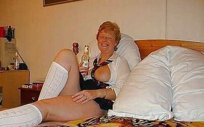 G I L F Whore