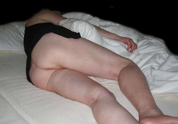 Suegra cogida dormida y moqueda