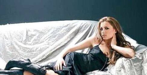 ROMANIAN SINGER ELENA GHEORGHE