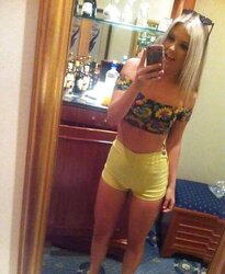 Super-Hot Youthfull Selfpic