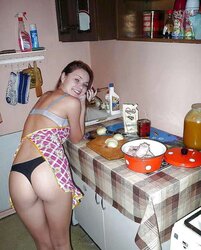 Regine della casa,troie in cucina - vagina housewife