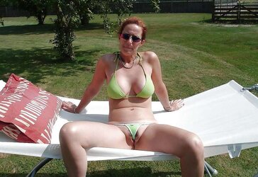 Fotze frisst Hosepipe - cameltoe