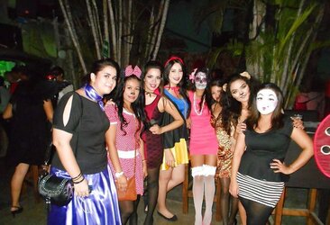 Mexicanas en pantimedias mexican dolls in tights
