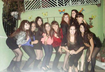 Mexicanas en pantimedias mexican dolls in tights