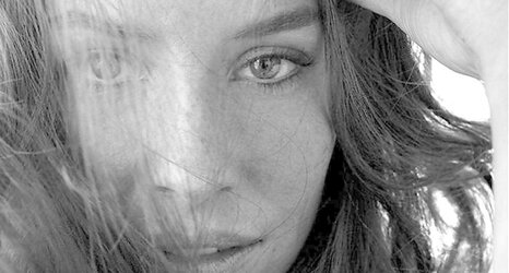 Evangeline Lilly in a womens mag