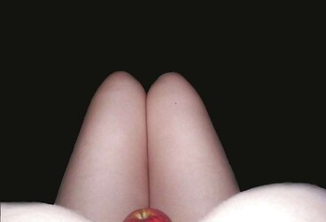 Pita Tuga em sessao de fotos artisticas