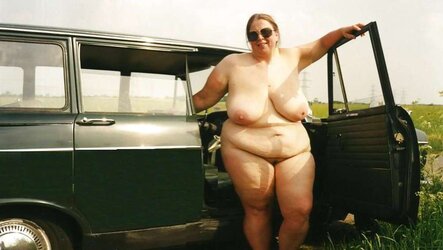 Naked BBWs outdoor
