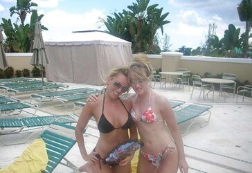 SWIMSUIT SWEETHEARTS III