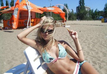 SWIMSUIT SWEETHEARTS III