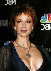 Lauren Holly Ultimate Bevy