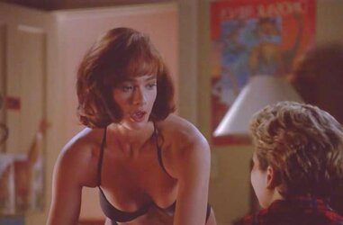 Lauren Holly Ultimate Bevy
