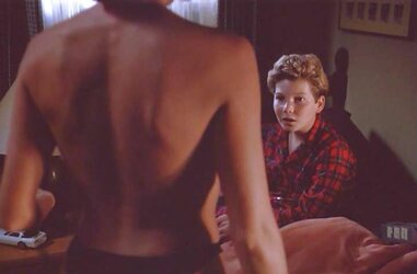 Lauren Holly Ultimate Bevy
