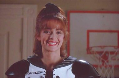 Lauren Holly Ultimate Bevy