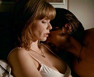 Lauren Holly Ultimate Bevy