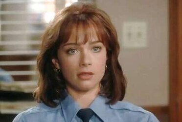 Lauren Holly Ultimate Bevy