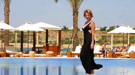 Lauren Holly Ultimate Bevy