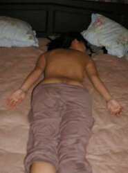 The Bombshell of Fledgling Korean Honeymoon Photos