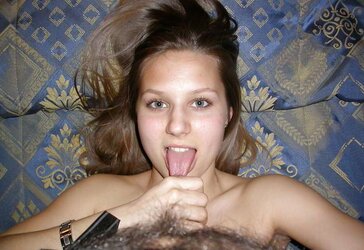 DEEP-THROATING WOMEN
