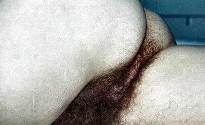 UNSHAVED MATURE INEXPERIENCED