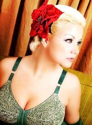 Sensuous Burlesque, Clip-up and Retro Dolls