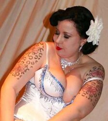 Sensuous Burlesque, Clip-up and Retro Dolls
