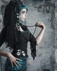 Gothic sweethearts