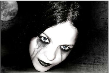Gothic sweethearts