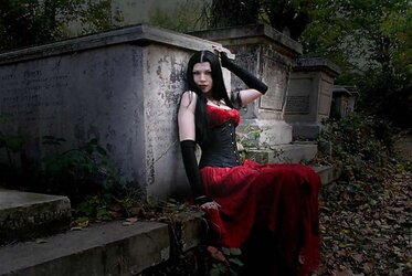 Gothic sweethearts
