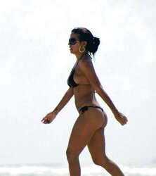Vida Guerra displays astounding caboose and breasts in panty swimsuit