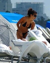 Vida Guerra displays astounding caboose and breasts in panty swimsuit