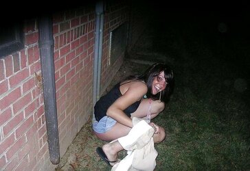 Teenagers Caught In Humid Upskirt